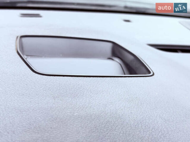 Серый Опель Виваро, объемом двигателя 2 л и пробегом 106 тыс. км за 21900 $, фото 54 на Automoto.ua