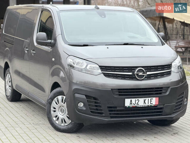 Серый Опель Виваро, объемом двигателя 2 л и пробегом 106 тыс. км за 21900 $, фото 14 на Automoto.ua