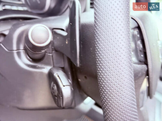 Серый Опель Виваро, объемом двигателя 2 л и пробегом 106 тыс. км за 21900 $, фото 52 на Automoto.ua