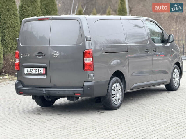 Серый Опель Виваро, объемом двигателя 2 л и пробегом 106 тыс. км за 21900 $, фото 5 на Automoto.ua