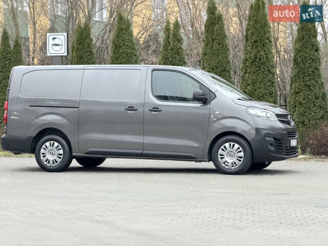 Серый Опель Виваро, объемом двигателя 2 л и пробегом 106 тыс. км за 21900 $, фото 10 на Automoto.ua