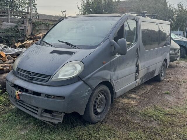 Сірий Опель Віваро, об'ємом двигуна 1.9 л та пробігом 333 тис. км за 2350 $, фото 2 на Automoto.ua