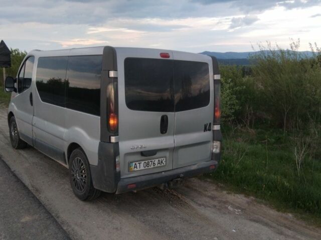 Серый Опель Виваро, объемом двигателя 1.9 л и пробегом 387 тыс. км за 4200 $, фото 3 на Automoto.ua