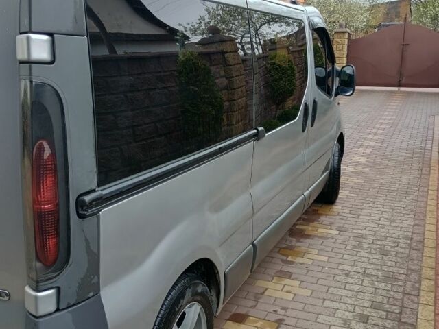 Сірий Опель Віваро, об'ємом двигуна 1.9 л та пробігом 276 тис. км за 8500 $, фото 6 на Automoto.ua