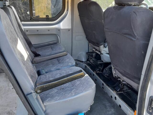 Серый Опель Виваро, объемом двигателя 0 л и пробегом 370 тыс. км за 3300 $, фото 5 на Automoto.ua