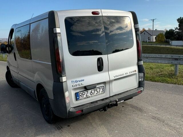 Серый Опель Виваро, объемом двигателя 0 л и пробегом 370 тыс. км за 3300 $, фото 2 на Automoto.ua