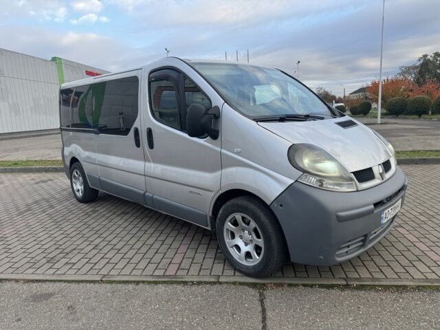 Серый Опель Виваро, объемом двигателя 1.9 л и пробегом 350 тыс. км за 6999 $, фото 1 на Automoto.ua