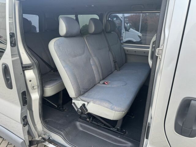 Серый Опель Виваро, объемом двигателя 1.9 л и пробегом 350 тыс. км за 6999 $, фото 5 на Automoto.ua