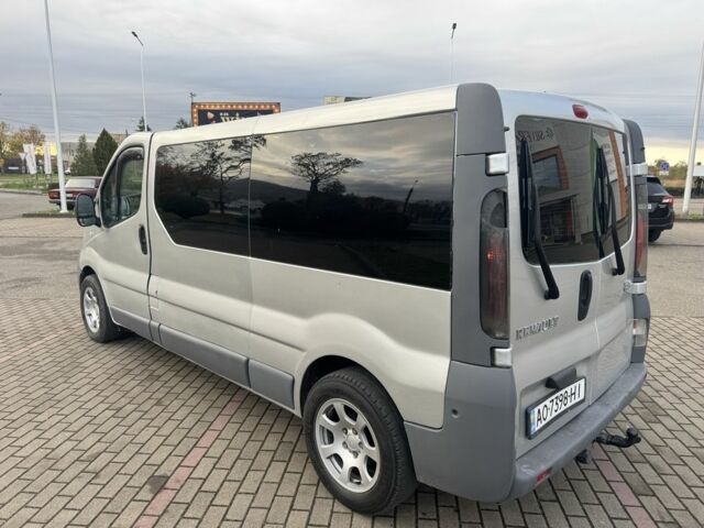 Серый Опель Виваро, объемом двигателя 1.9 л и пробегом 350 тыс. км за 6999 $, фото 3 на Automoto.ua