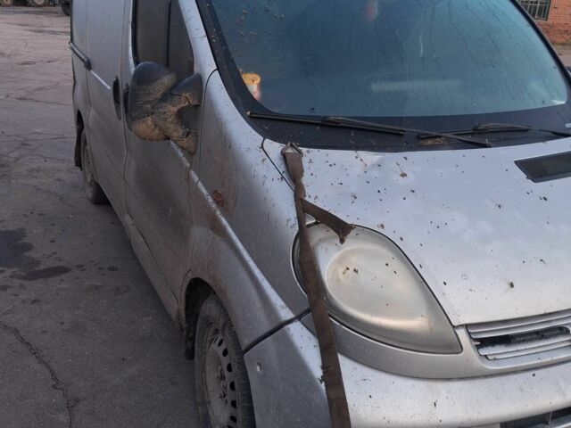 Серый Опель Виваро, объемом двигателя 1.9 л и пробегом 380 тыс. км за 3000 $, фото 4 на Automoto.ua