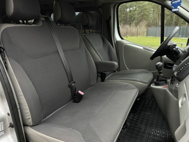 Сірий Опель Віваро, об'ємом двигуна 2 л та пробігом 272 тис. км за 13999 $, фото 20 на Automoto.ua