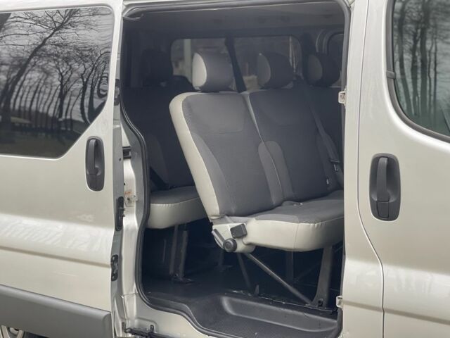 Сірий Опель Віваро, об'ємом двигуна 2 л та пробігом 272 тис. км за 13999 $, фото 21 на Automoto.ua