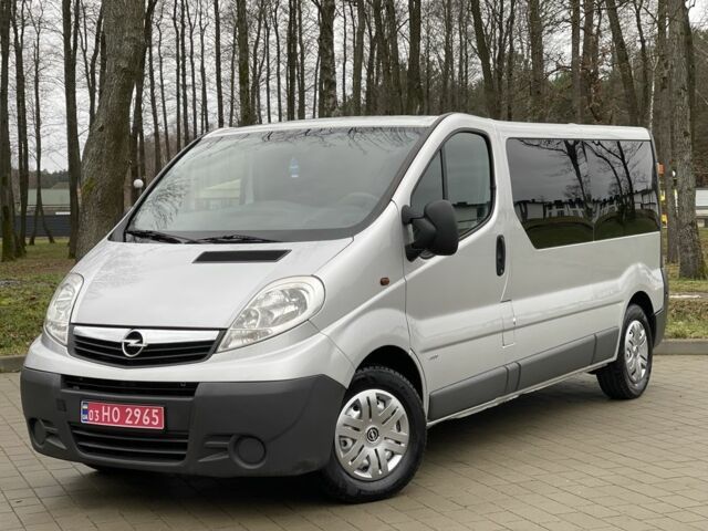 Сірий Опель Віваро, об'ємом двигуна 2 л та пробігом 272 тис. км за 13999 $, фото 1 на Automoto.ua