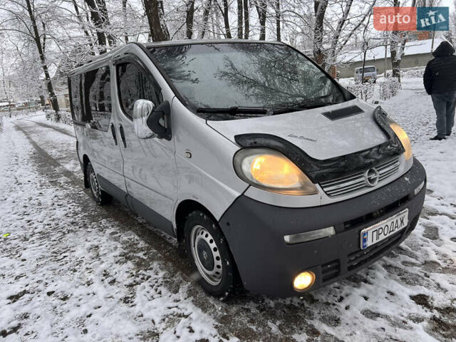 Сірий Опель Віваро, об'ємом двигуна 1.9 л та пробігом 250 тис. км за 6450 $, фото 26 на Automoto.ua