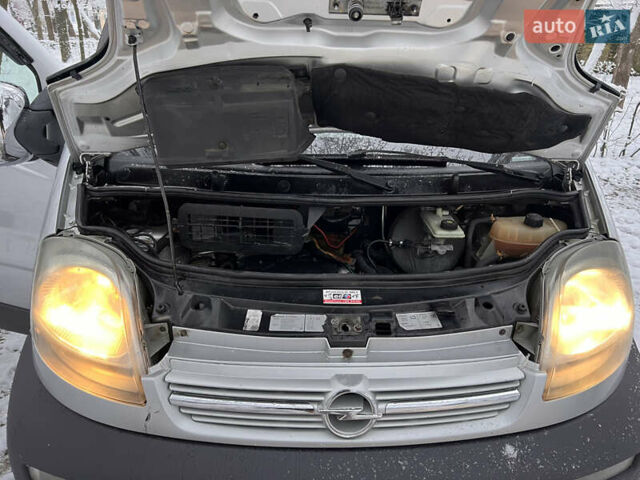 Сірий Опель Віваро, об'ємом двигуна 1.9 л та пробігом 250 тис. км за 6450 $, фото 36 на Automoto.ua