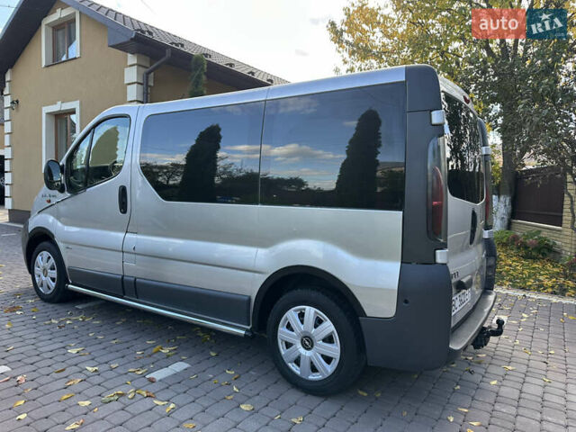 Серый Опель Виваро, объемом двигателя 1.9 л и пробегом 220 тыс. км за 6650 $, фото 20 на Automoto.ua