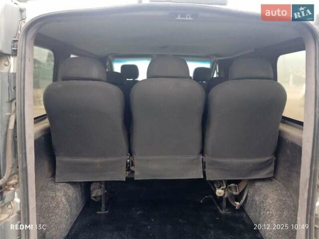 Сірий Опель Віваро, об'ємом двигуна 1.87 л та пробігом 300 тис. км за 5750 $, фото 17 на Automoto.ua