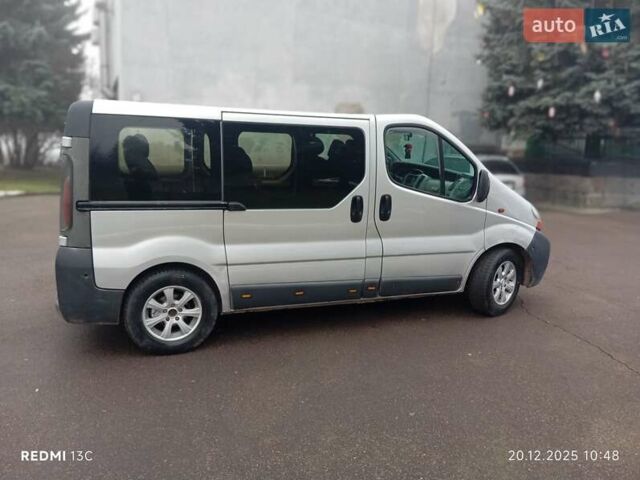 Сірий Опель Віваро, об'ємом двигуна 1.87 л та пробігом 300 тис. км за 5750 $, фото 11 на Automoto.ua