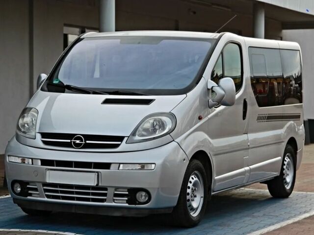 Серый Опель Виваро, объемом двигателя 0 л и пробегом 210 тыс. км за 2599 $, фото 1 на Automoto.ua