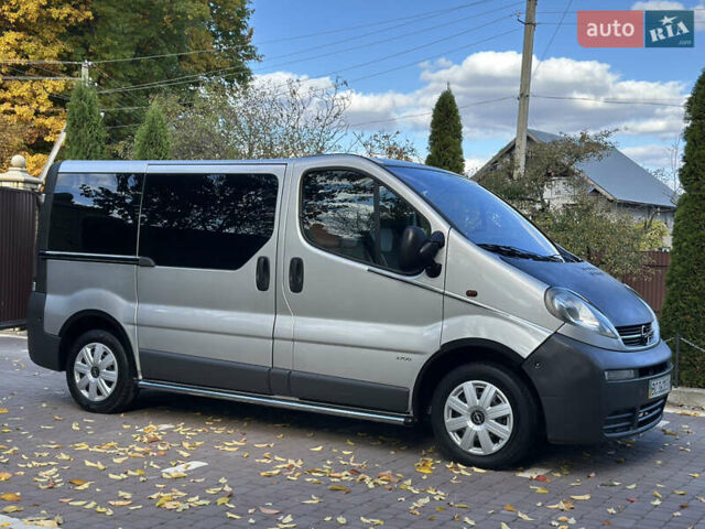 Серый Опель Виваро, объемом двигателя 1.9 л и пробегом 220 тыс. км за 6650 $, фото 13 на Automoto.ua