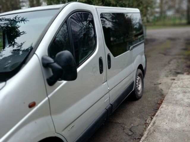 Серый Опель Виваро, объемом двигателя 0 л и пробегом 400 тыс. км за 6000 $, фото 5 на Automoto.ua