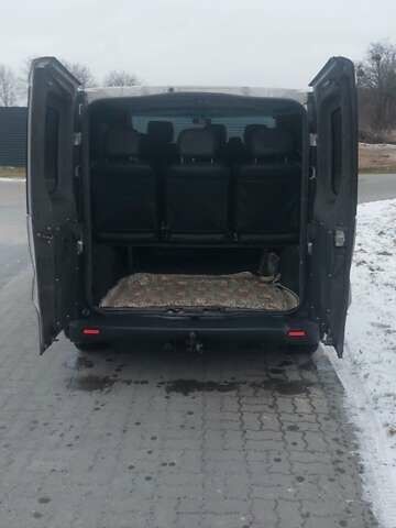 Серый Опель Виваро, объемом двигателя 1.9 л и пробегом 460 тыс. км за 5300 $, фото 9 на Automoto.ua