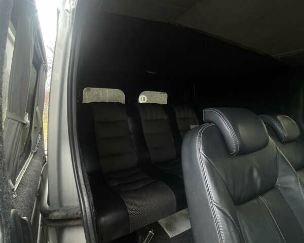 Серый Опель Виваро, объемом двигателя 2.5 л и пробегом 240 тыс. км за 7400 $, фото 14 на Automoto.ua