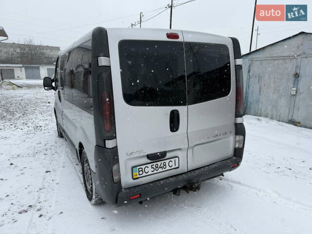 Сірий Опель Віваро, об'ємом двигуна 1.87 л та пробігом 460 тис. км за 4750 $, фото 9 на Automoto.ua