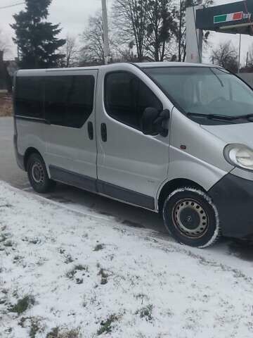 Серый Опель Виваро, объемом двигателя 1.9 л и пробегом 460 тыс. км за 5300 $, фото 8 на Automoto.ua