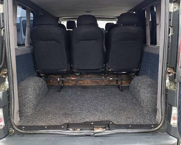 Серый Опель Виваро, объемом двигателя 1.9 л и пробегом 472 тыс. км за 7300 $, фото 11 на Automoto.ua