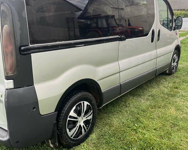 Серый Опель Виваро, объемом двигателя 1.87 л и пробегом 220 тыс. км за 6950 $, фото 26 на Automoto.ua