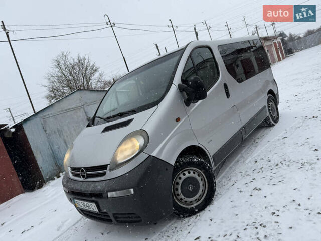 Сірий Опель Віваро, об'ємом двигуна 1.87 л та пробігом 460 тис. км за 4750 $, фото 18 на Automoto.ua
