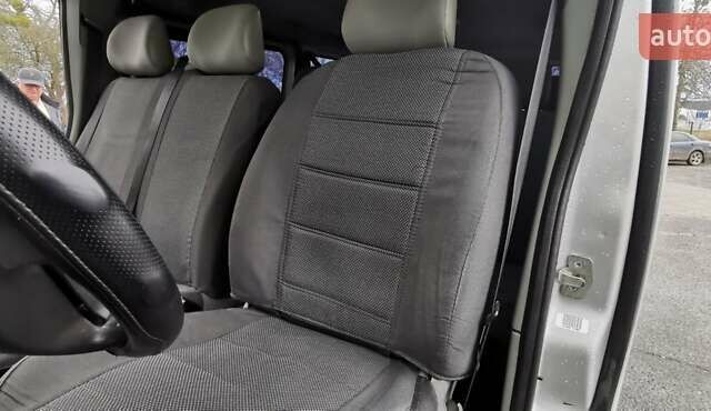 Серый Опель Виваро, объемом двигателя 1.9 л и пробегом 200 тыс. км за 6800 $, фото 11 на Automoto.ua