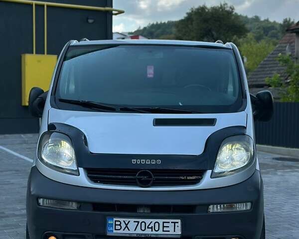 Серый Опель Виваро, объемом двигателя 2.46 л и пробегом 420 тыс. км за 5999 $, фото 10 на Automoto.ua