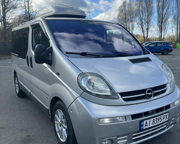 Серый Опель Виваро, объемом двигателя 1.9 л и пробегом 330 тыс. км за 10500 $, фото 1 на Automoto.ua