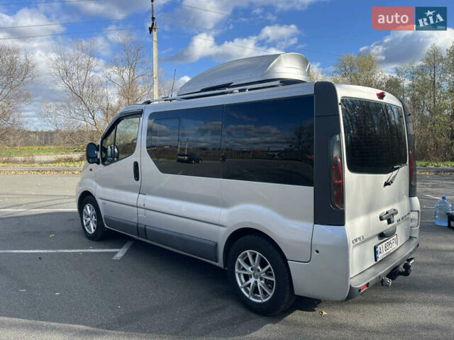 Серый Опель Виваро, объемом двигателя 1.9 л и пробегом 330 тыс. км за 10500 $, фото 5 на Automoto.ua