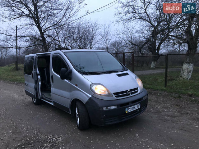 Сірий Опель Віваро, об'ємом двигуна 1.9 л та пробігом 350 тис. км за 5650 $, фото 24 на Automoto.ua