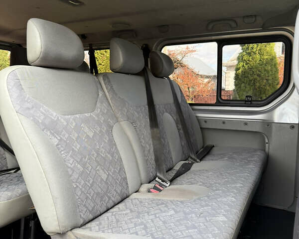 Сірий Опель Віваро, об'ємом двигуна 1.9 л та пробігом 280 тис. км за 7450 $, фото 18 на Automoto.ua