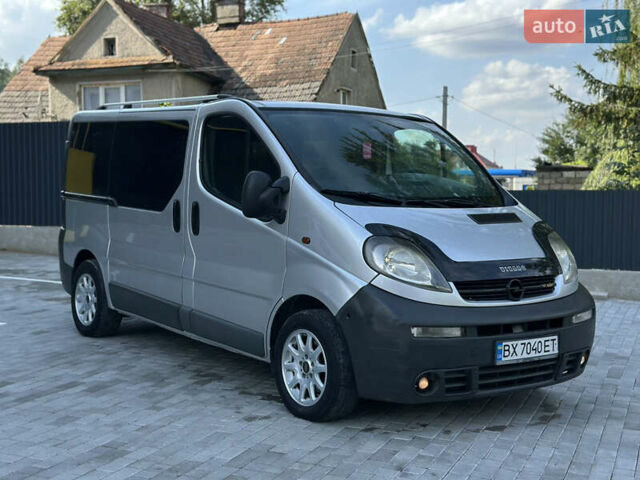 Сірий Опель Віваро, об'ємом двигуна 2.5 л та пробігом 390 тис. км за 5950 $, фото 9 на Automoto.ua