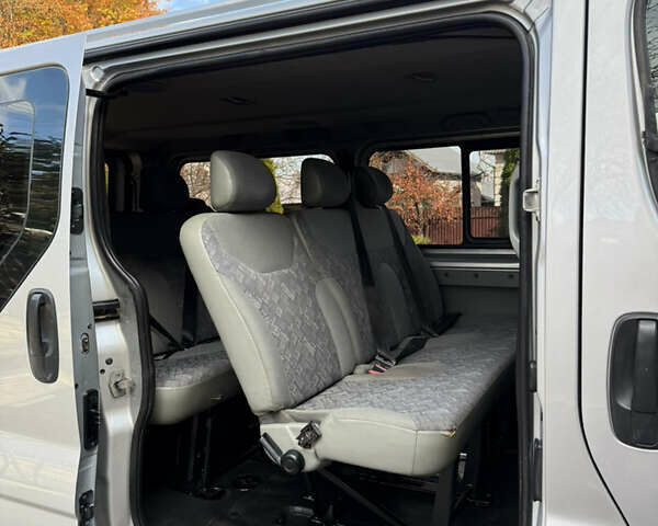 Сірий Опель Віваро, об'ємом двигуна 1.9 л та пробігом 280 тис. км за 7450 $, фото 17 на Automoto.ua