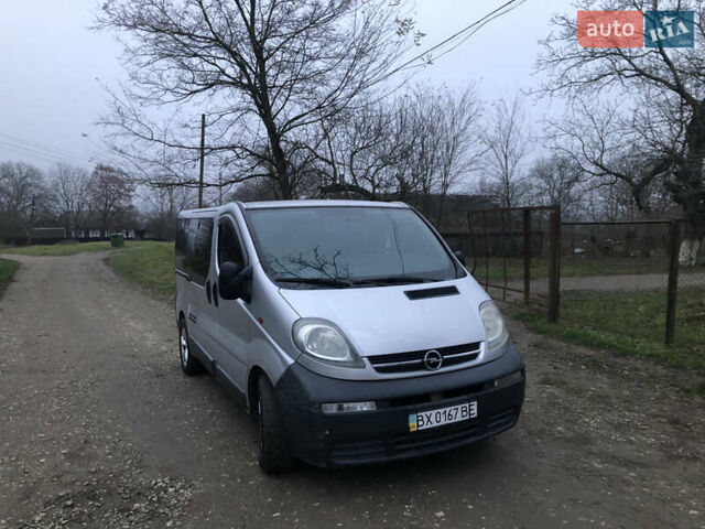 Сірий Опель Віваро, об'ємом двигуна 1.9 л та пробігом 350 тис. км за 5650 $, фото 6 на Automoto.ua