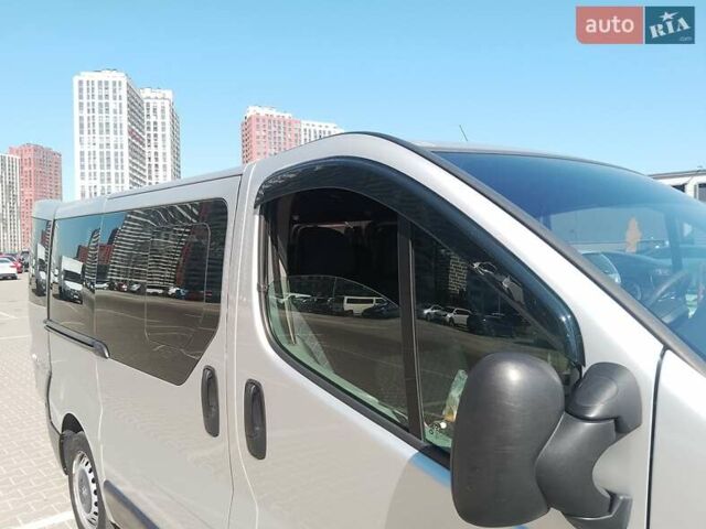 Серый Опель Виваро, объемом двигателя 1.9 л и пробегом 340 тыс. км за 7800 $, фото 7 на Automoto.ua