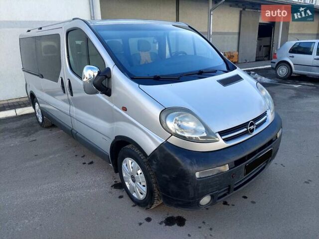 Серый Опель Виваро, объемом двигателя 1.9 л и пробегом 433 тыс. км за 7750 $, фото 14 на Automoto.ua