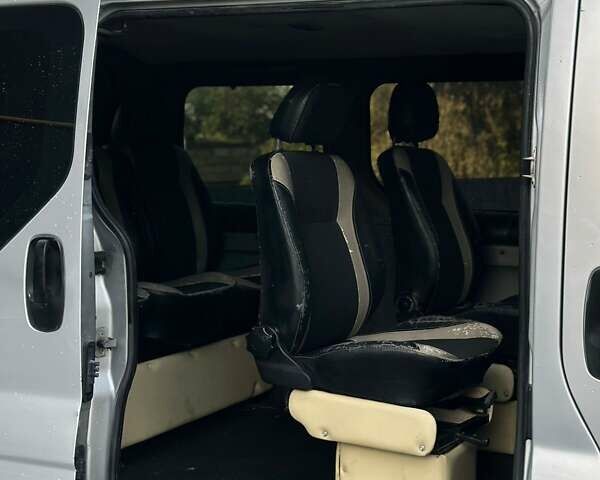 Серый Опель Виваро, объемом двигателя 2.46 л и пробегом 420 тыс. км за 5999 $, фото 13 на Automoto.ua