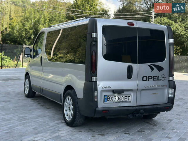 Сірий Опель Віваро, об'ємом двигуна 2.5 л та пробігом 390 тис. км за 5950 $, фото 3 на Automoto.ua