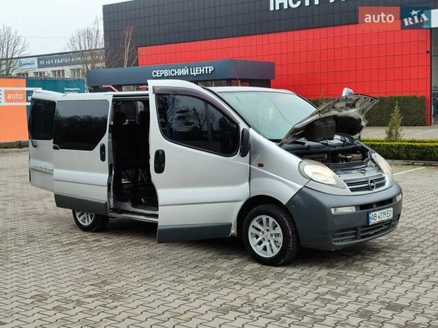 Серый Опель Виваро, объемом двигателя 1.87 л и пробегом 279 тыс. км за 8250 $, фото 24 на Automoto.ua