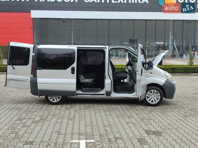 Серый Опель Виваро, объемом двигателя 1.87 л и пробегом 279 тыс. км за 8250 $, фото 25 на Automoto.ua