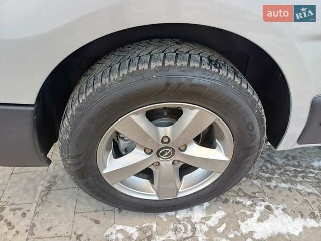 Серый Опель Виваро, объемом двигателя 1.9 л и пробегом 312 тыс. км за 8200 $, фото 15 на Automoto.ua