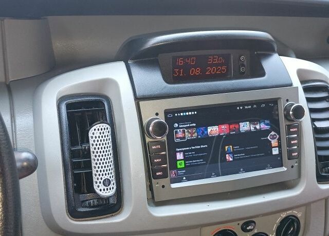 Серый Опель Виваро, объемом двигателя 1.9 л и пробегом 500 тыс. км за 6660 $, фото 1 на Automoto.ua