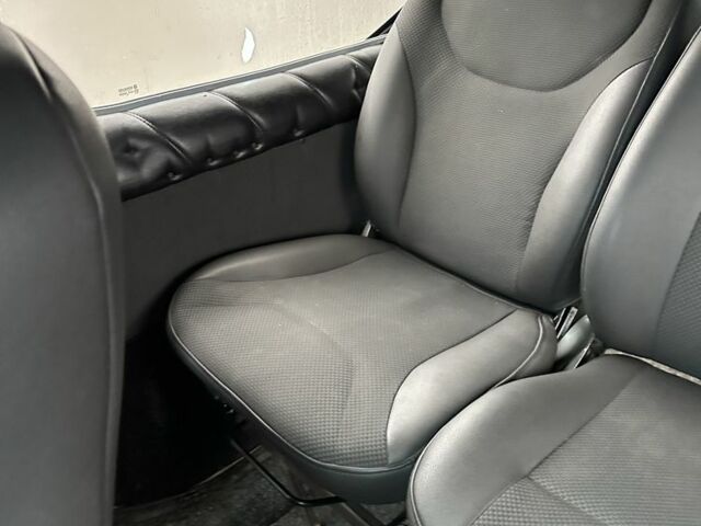 Серый Опель Виваро, объемом двигателя 1.9 л и пробегом 367 тыс. км за 6450 $, фото 7 на Automoto.ua